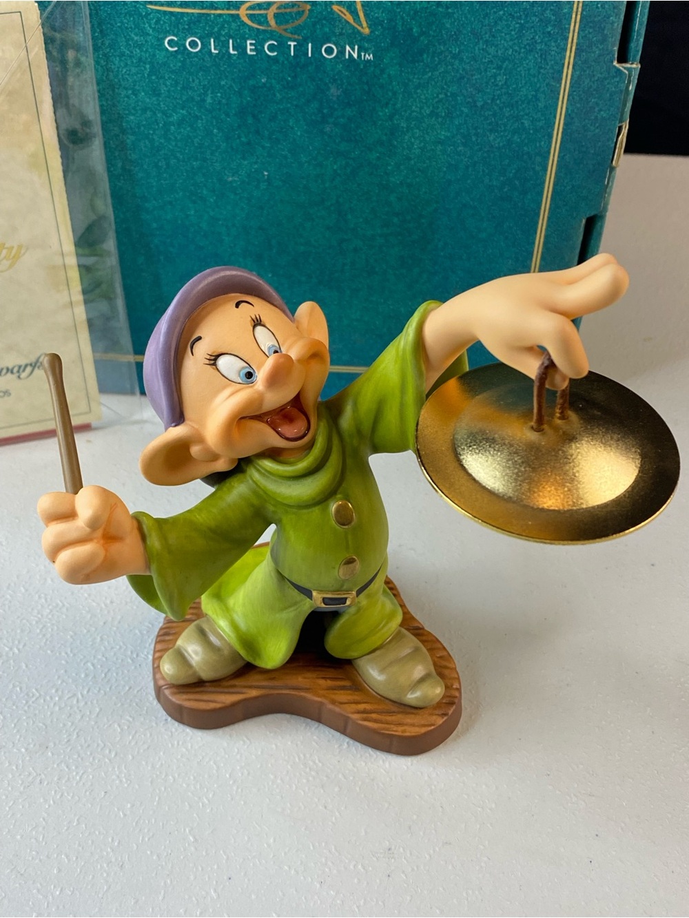 Disney WDCC Figurine Snow White Dwarf "Dopey" w Box and COA 1995